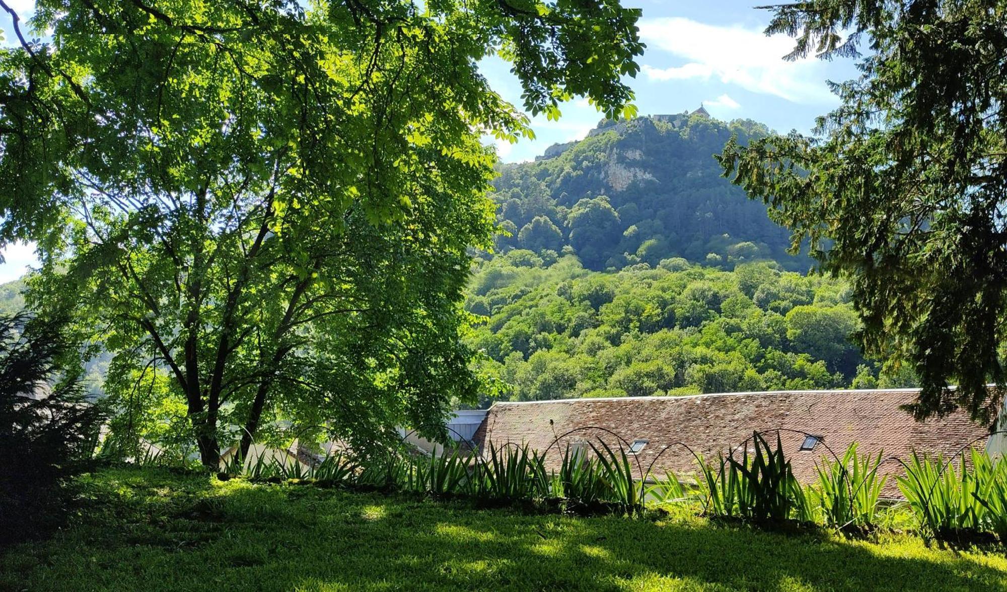 Appartement L'aristoloche *